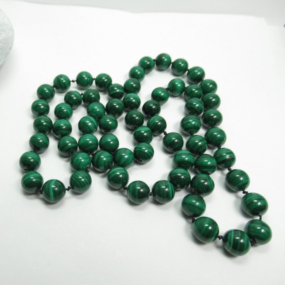 Hand Knotted Malachite Necklace on Silk